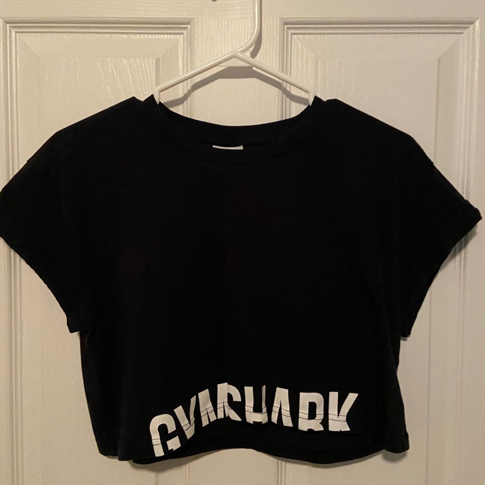 Gymshark Black Cropped Tee